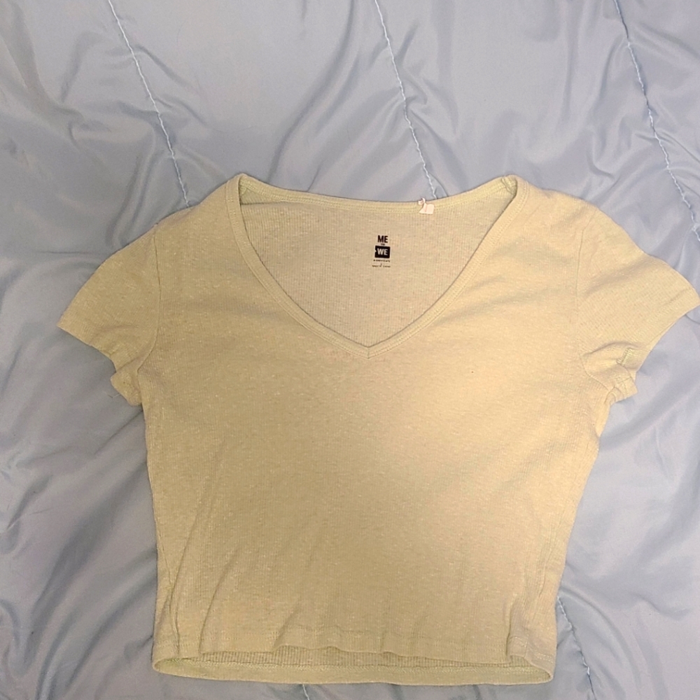 Green v-neck crop top